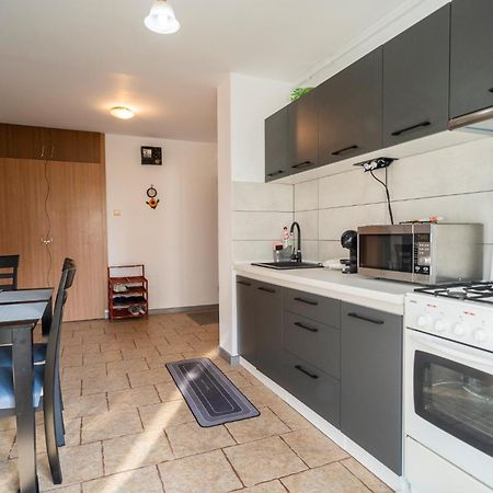 Rustic & Spacious 3Br Apartment 부쿠레슈티 외부 사진