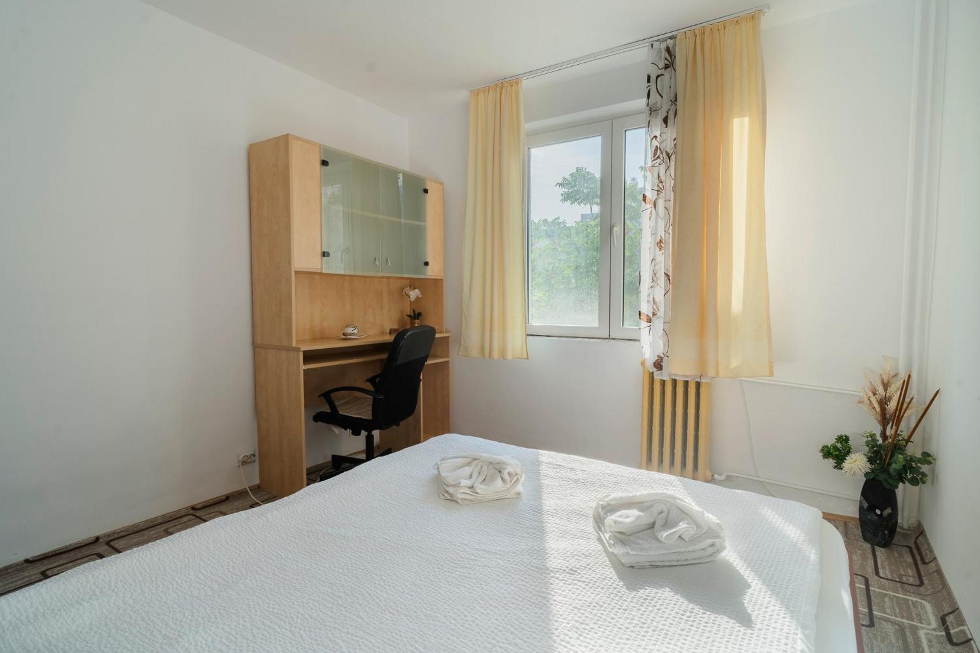 Rustic & Spacious 3Br Apartment 부쿠레슈티 외부 사진